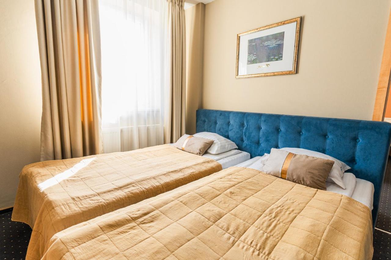 Hotel Pacific Temesvár Kültér fotó