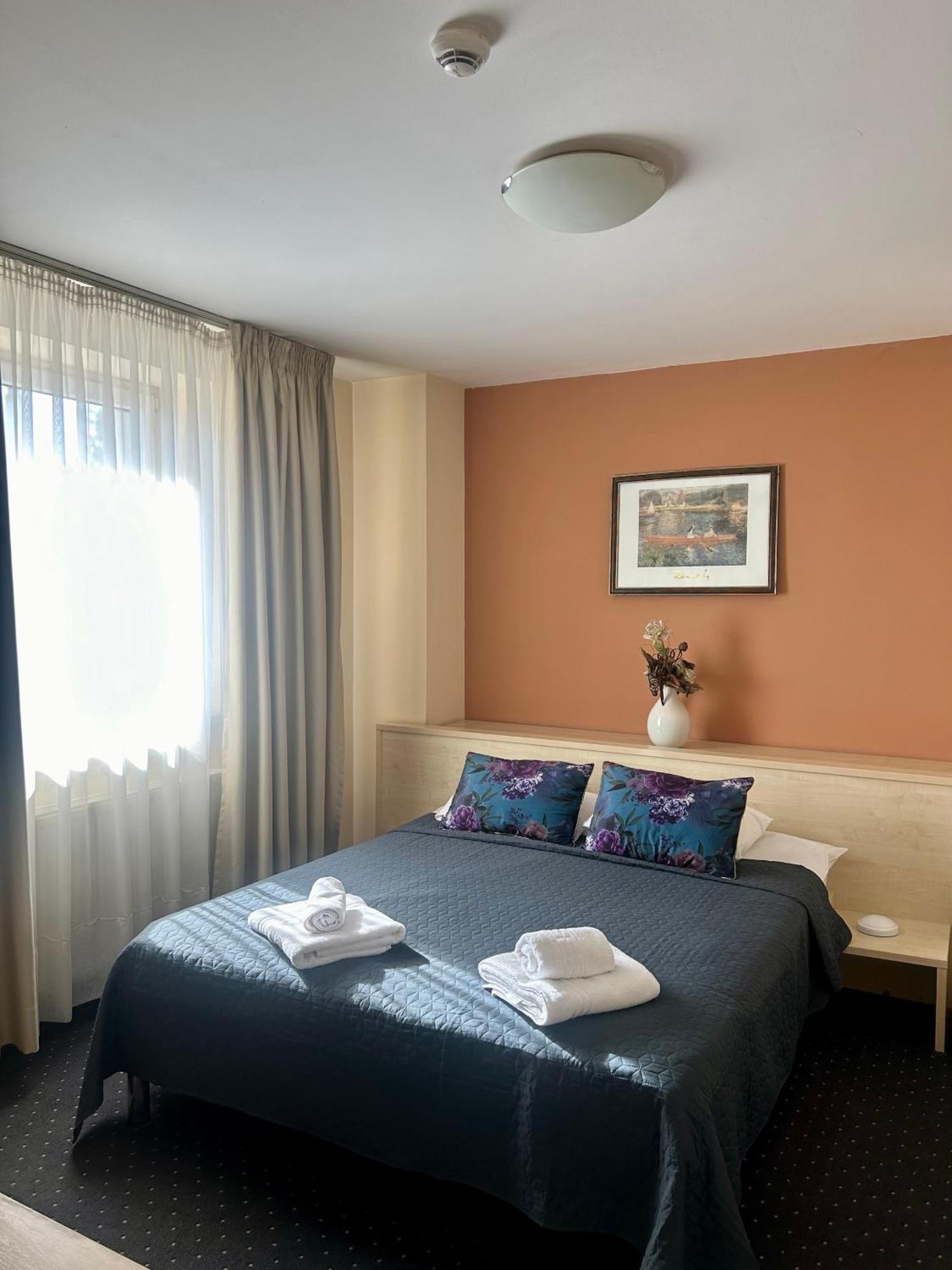 Hotel Pacific Temesvár Kültér fotó